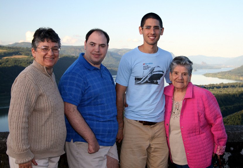 Boys Sarah Grandma Vista House